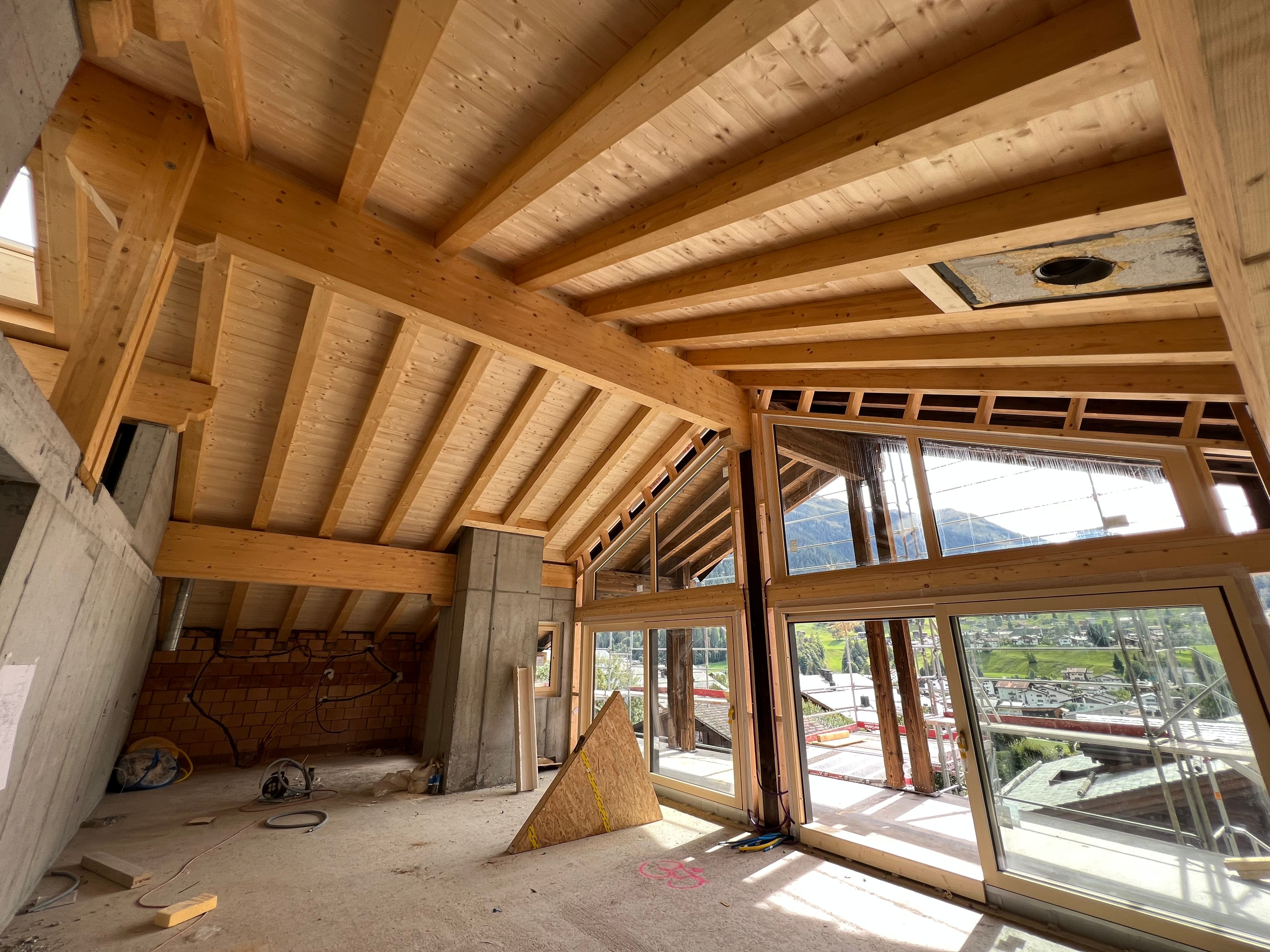 Dachstuhl MFH Seris Sardasca, Klosters - Holzbauplanung, Devisierung